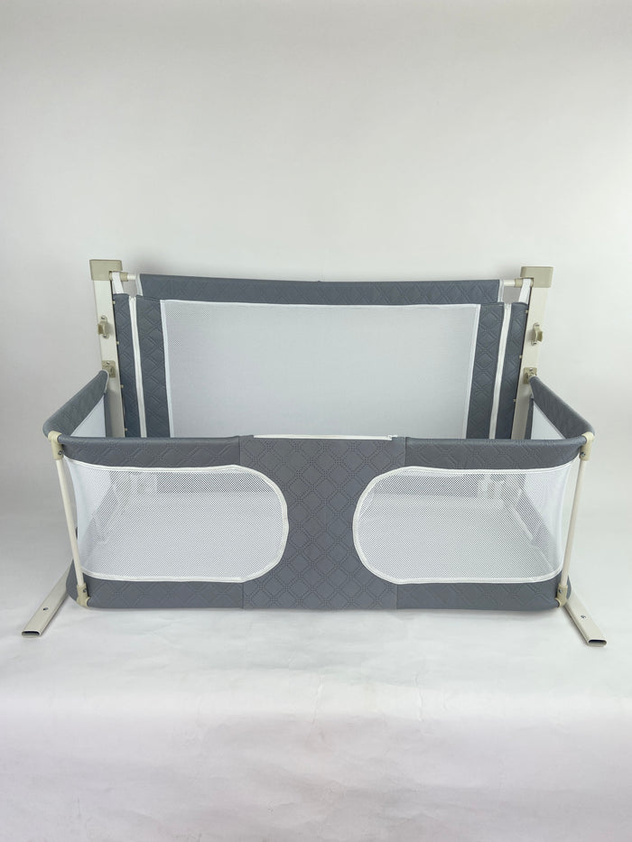 3-in-1 Portable Crib with Rails - Cot Sleeper for Baby in Bed - B-101
