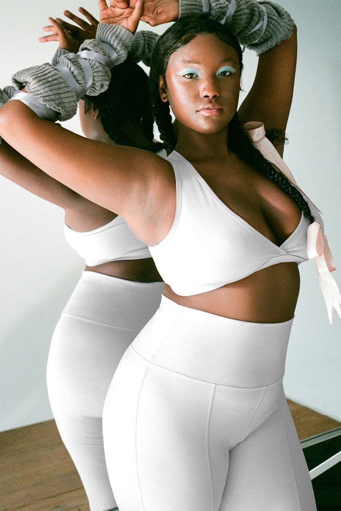 Lydia Asymmetrical Sports Bra Icy Gray