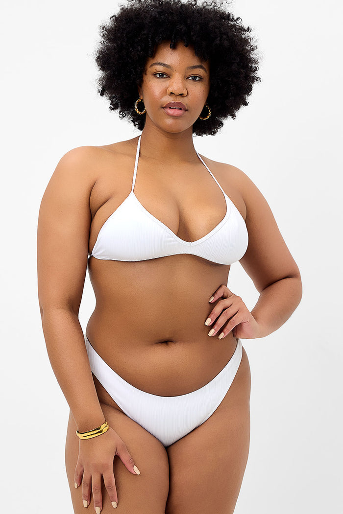 Boardwalk Plissé String Bikini Top Optic White