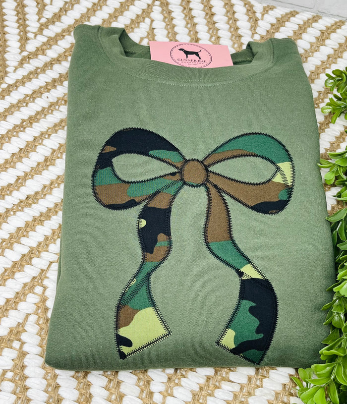 BOW APPLIQUE Custom Embroidered T-shirt or Sweatshirt