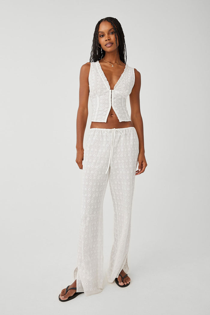 Daisy Eyelet Low Rise Pant White