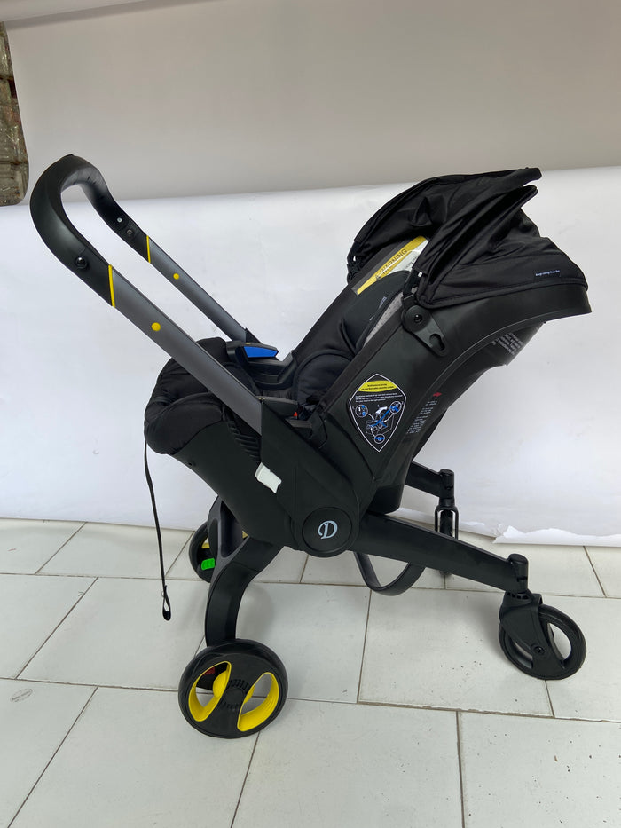 Imported Convertible Car Seat and Stroller - S800