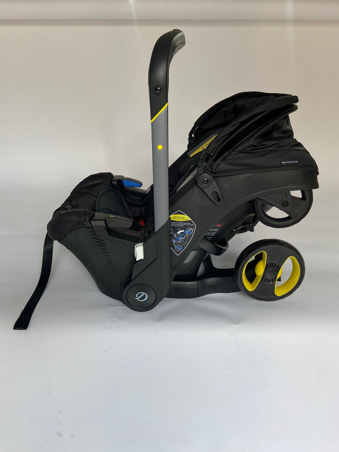 Imported Convertible Car Seat and Stroller - S800