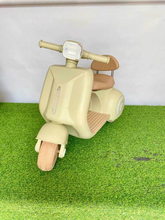 Vespa Classic-618A / Green