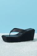LA Girl Platform Black Flip Flop