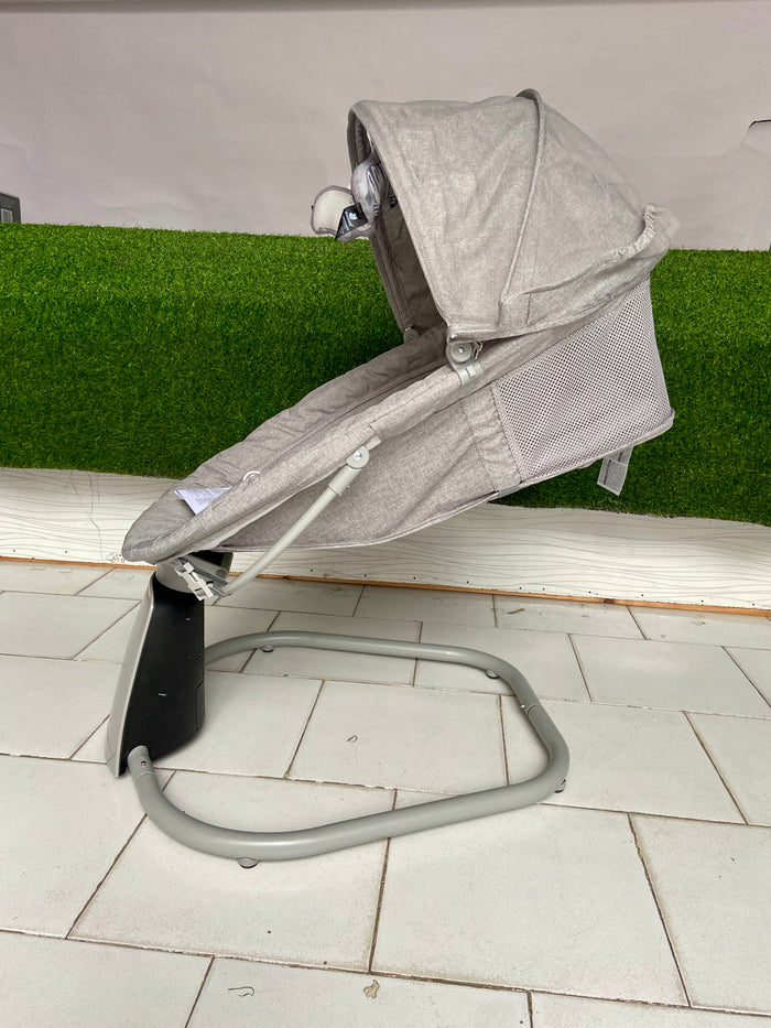 Mastela 3-in-1 Aura Deluxe Bassinet