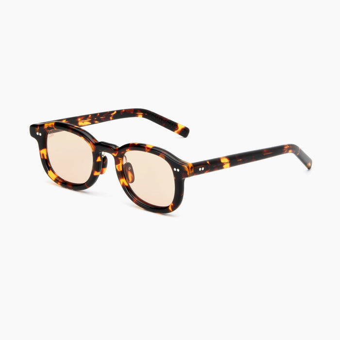 Tokyo Tortoise / Light-Adaptive Peach