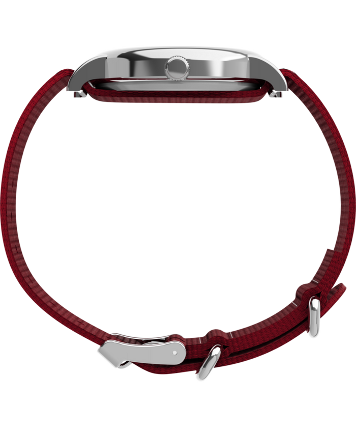 TW2Y11700 Peanuts® x Timex Weekender Balloon 38mm Fabric Strap Watch Profile Image