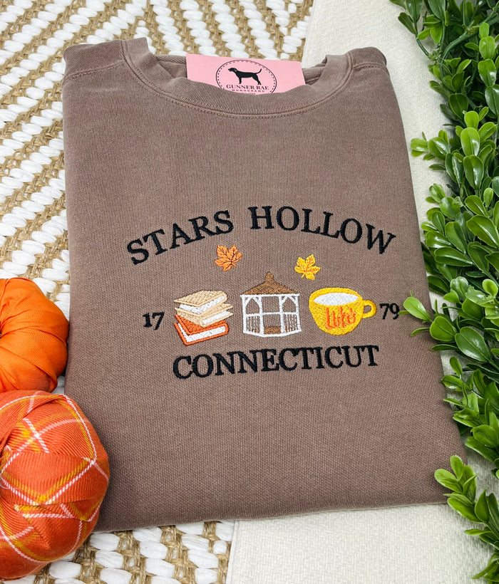 ST@RS H0LLOW Embroidered T-shirt or Sweatshirt
