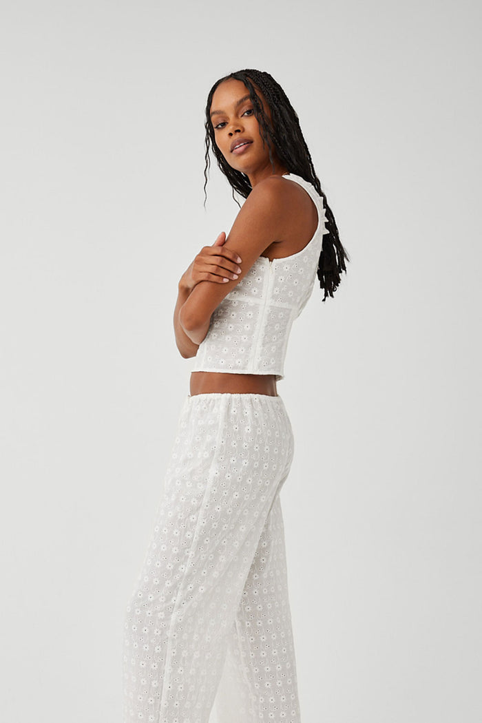 Tea Eyelet Ruffle Tank White