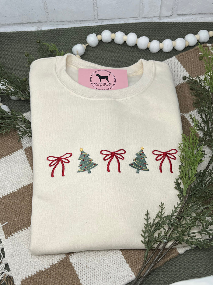 TREE BOWS Embroidered T-shirt or Sweatshirt